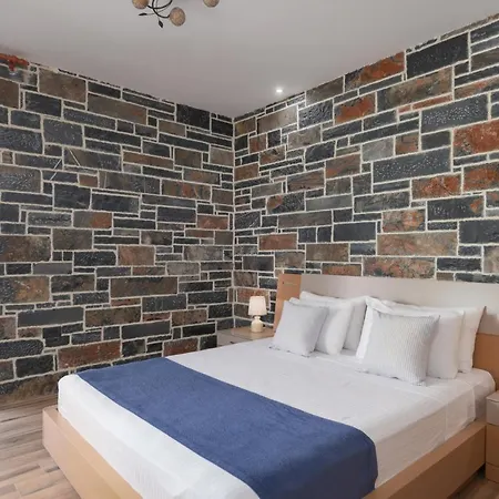 Turtulli Castle , A Sea Escape Villa Kato Gouves