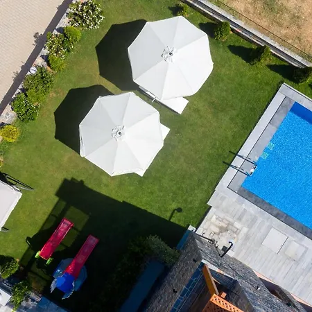 Turtulli Castle , A Sea Escape Villa