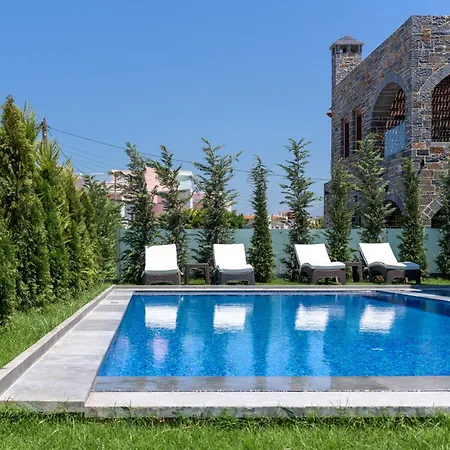 Villa Turtulli Castle , A Sea Escape *