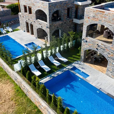 Turtulli Castle , A Sea Escape Villa Kato Gouves